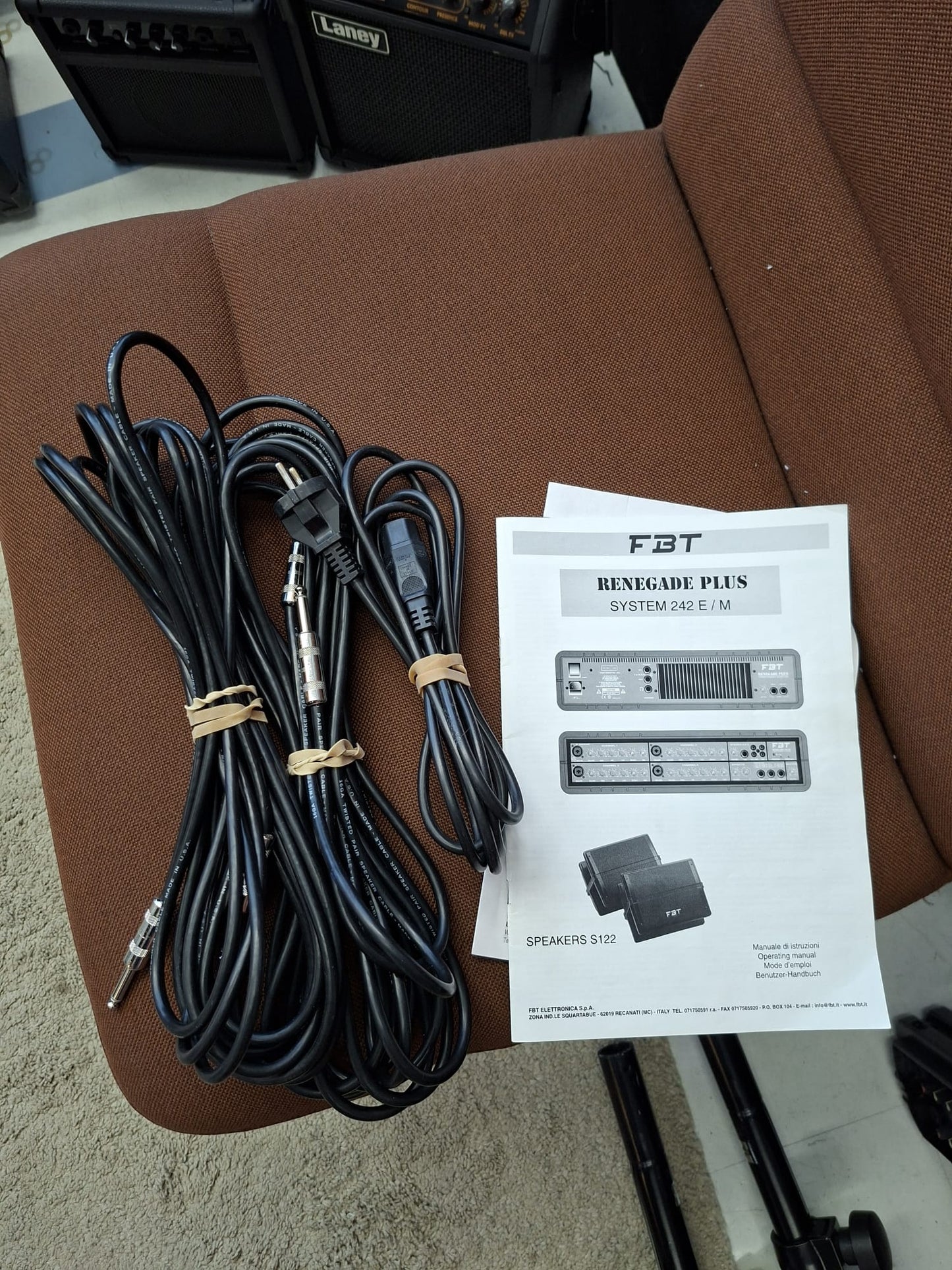 FBT Renegade PLUS System 242 E / M PA (used)