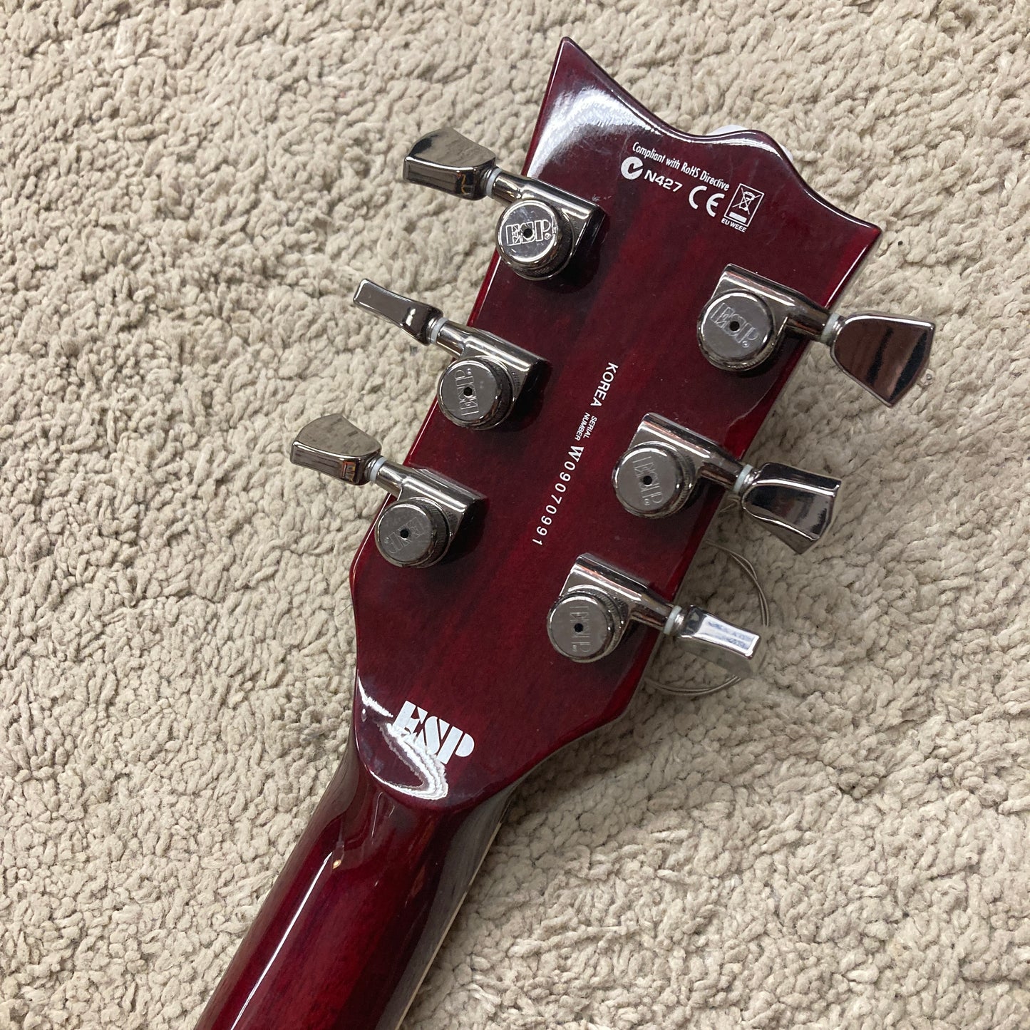 ESP LTD EC-1000 Electric Guitar (used)