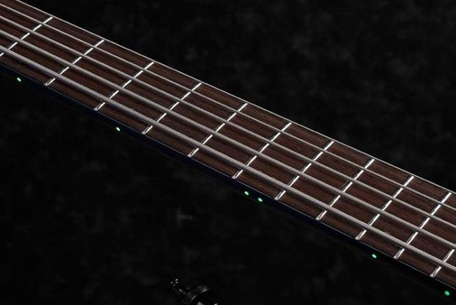 Ibanez MDM1300-NAB bassokitara pussilla
