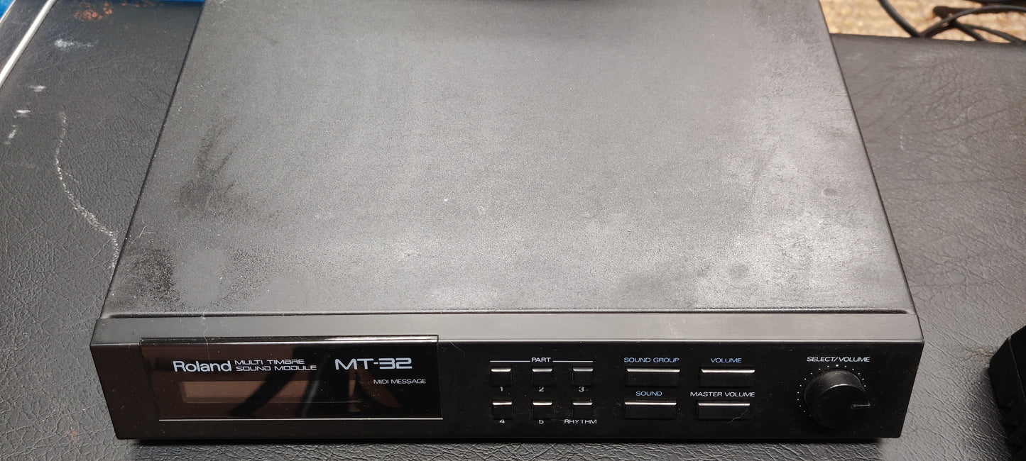 Roland EM30