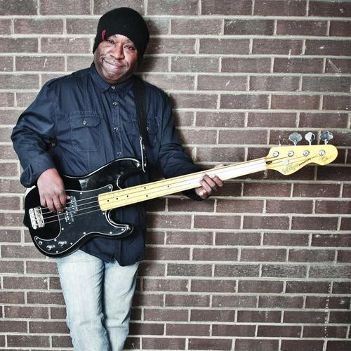 Vintage V4 Tony Butler Signature Bass Guitar ~ Black - Aron Soitin