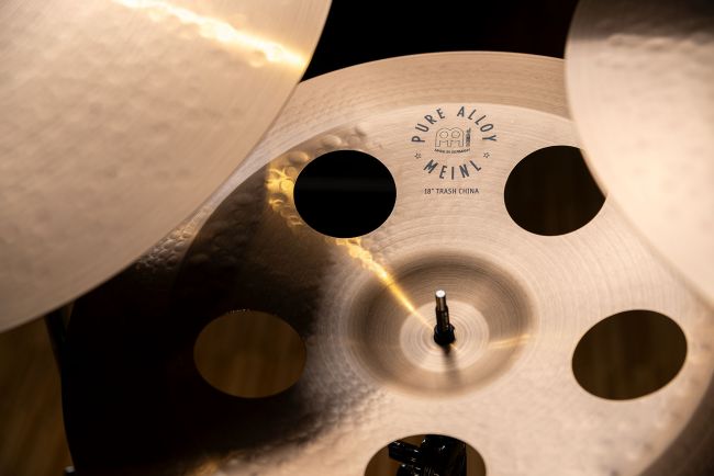Meinl Pure Alloy 18" Trash China - Aron Soitin