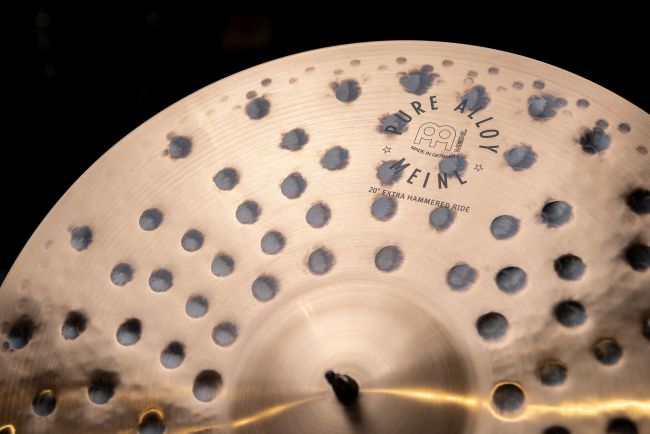 Meinl Pure Alloy 20" Extra Hammered Ride - Aron Soitin