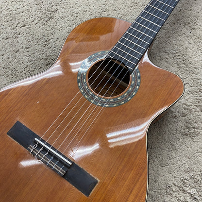 Santos Martinez SM500CE Allegro – Electro-Acoustic Classical Guitar (used)