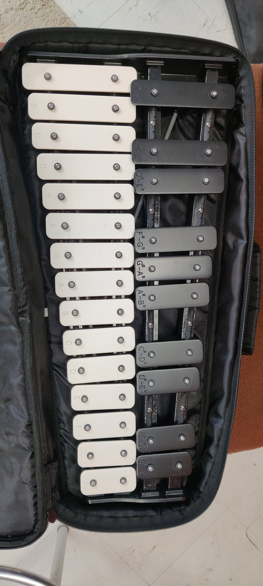 Aileen kellopeli (used)