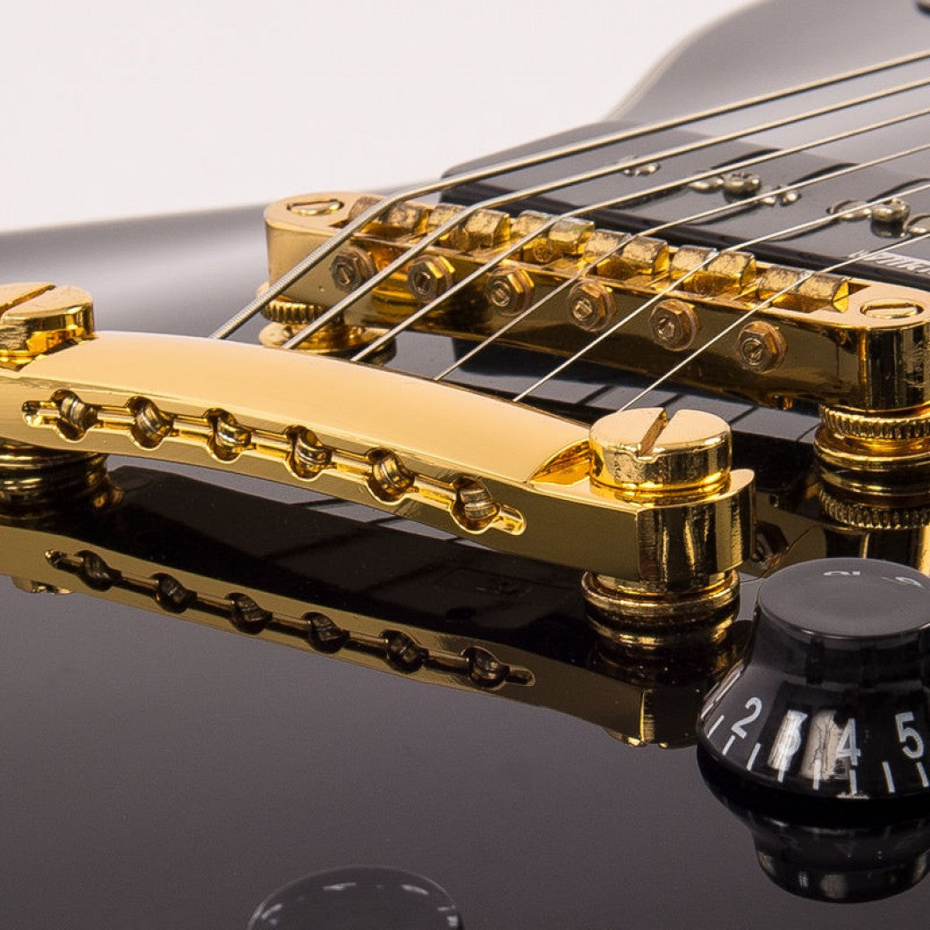 Vintage V100PBB ReIssued Les Paul P90 Gloss Black sähkökitara - Aron Soitin