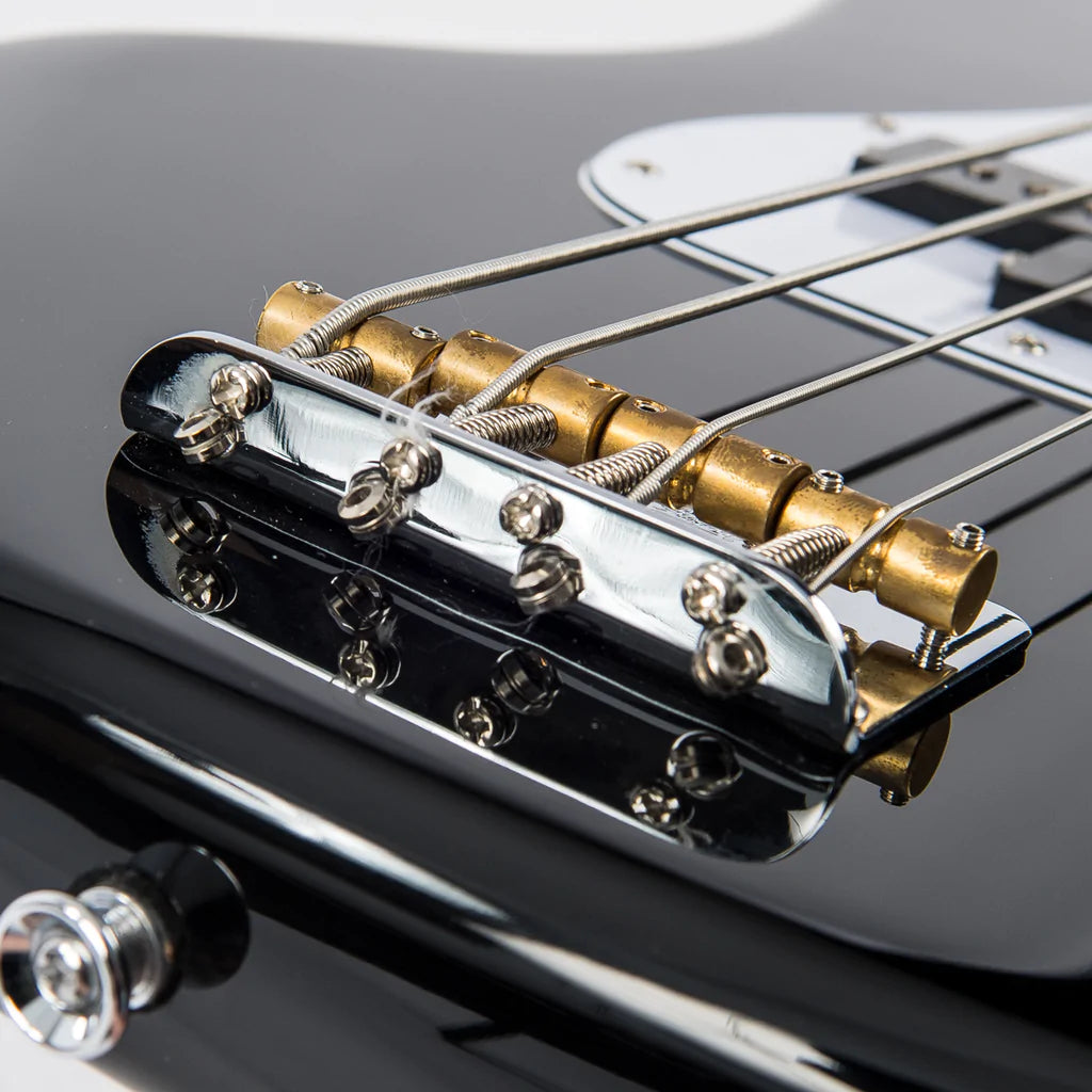 Vintage V4 ReIssued Bass Guitar - Boulevarde Black - Aron Soitin