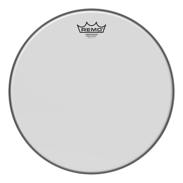 Remo 18" Ambassador Smooth White bassokalvo - Aron Soitin