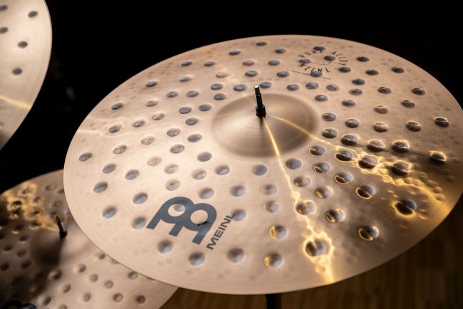 Meinl Pure Alloy 20" Extra Hammered Crash - Aron Soitin