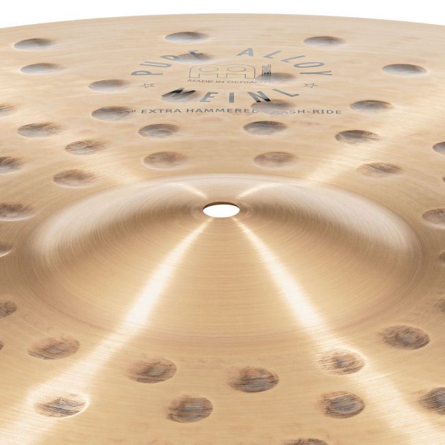 Meinl Pure Alloy 22" Extra Hammered Crash Ride - Aron Soitin